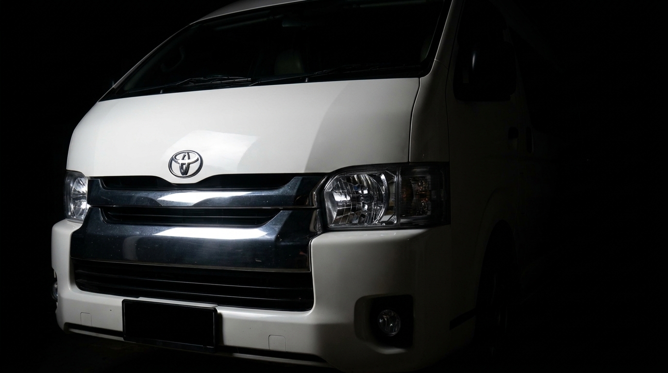 Toyota Hiace Commuter